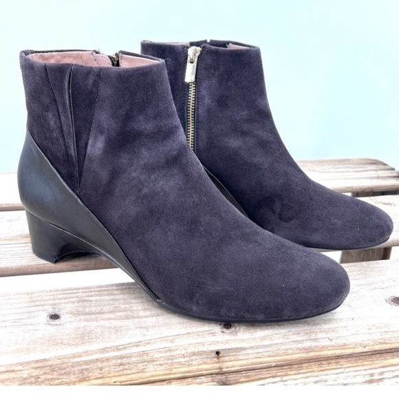Taryn Rose Babson Suede & Leather Wedge Ankle Boots size 7 - Picture 1 of 10
